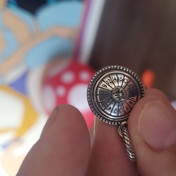 Brighton Viva Las Vegas charm & Dust bag - Picture 6 of 6